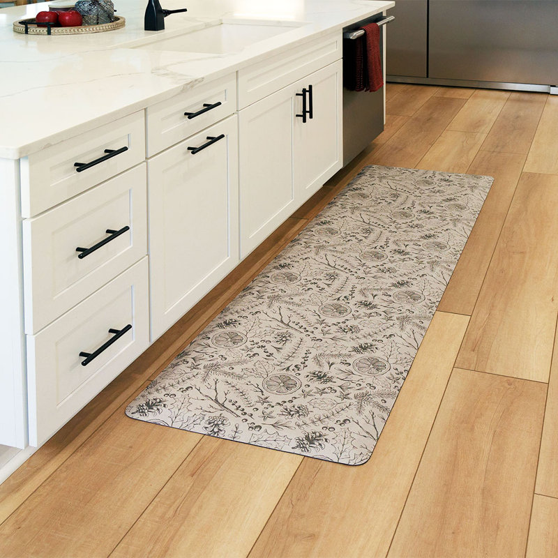 Happy Feet Holiday Mulling Spice 22"x72" Anti-Fatigue Runner Mat, Runner 1'10" x 6'