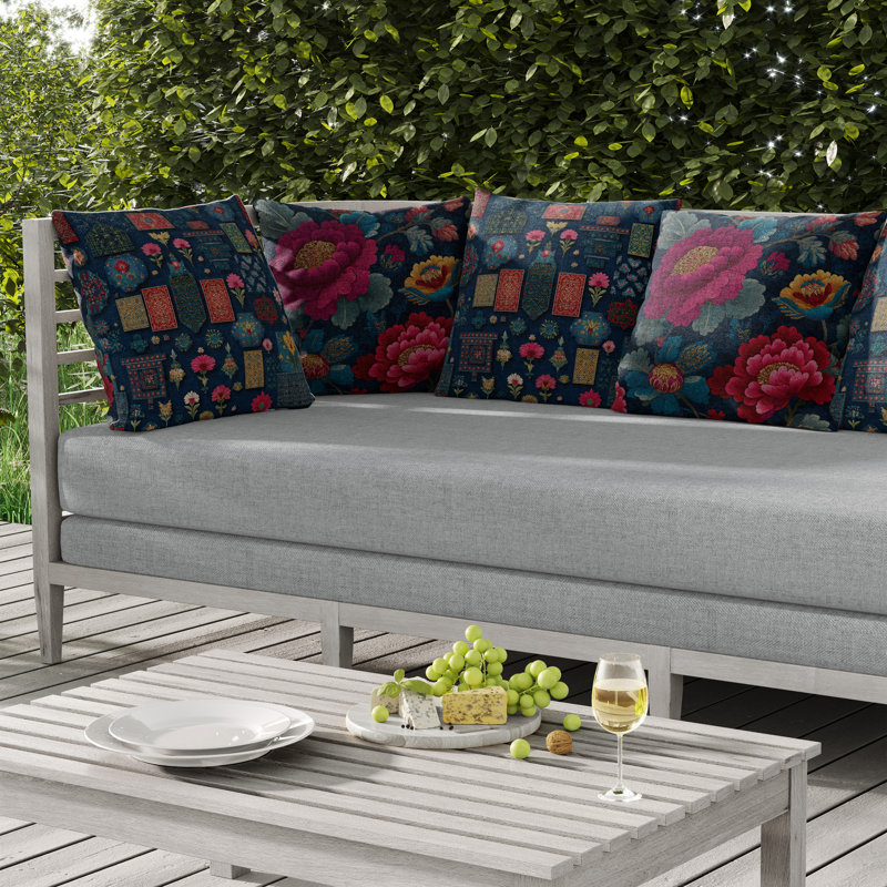 Pashmina Scroll Trellis Indoor/Outdoor 18x18, Square 18", Purple/Rose