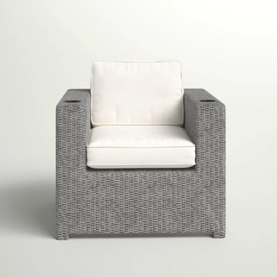 Chaise de patio entièrement assemblée avec coussins