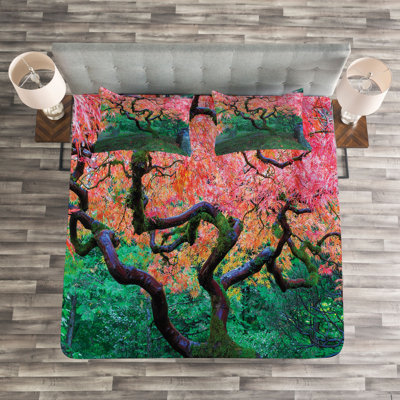 Bloomsbury Market Trianon Floral Bedspread with Pillow Shams