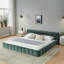 Lit tapissier en chenille-195232325