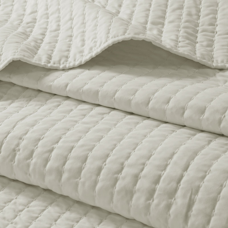 Beige Microfiber Reversible Full Quilt Set