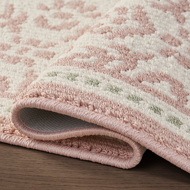 Laura Ashley Barnsley, Rectangulaire 3 pi x 5 pi, Rose
