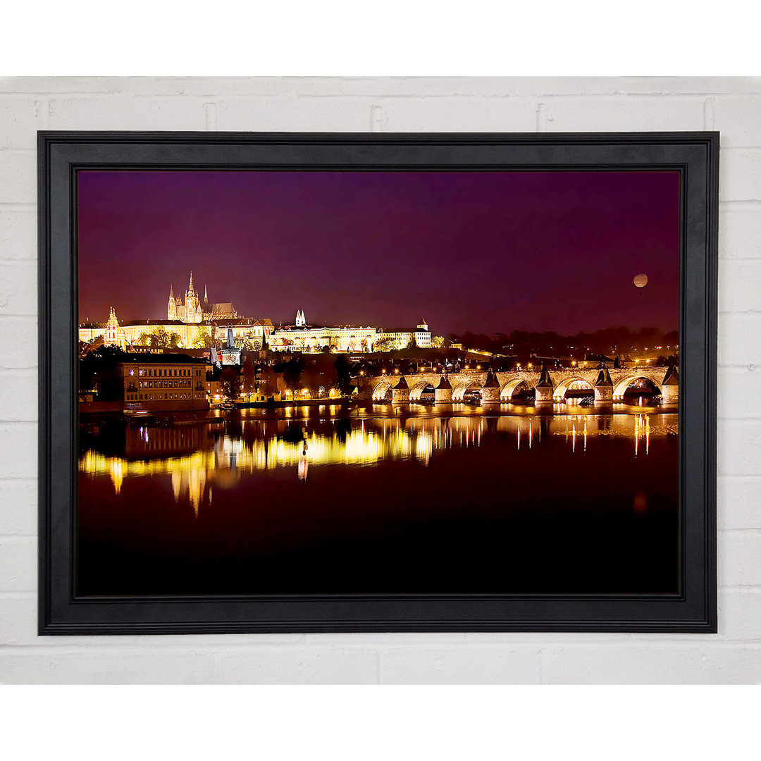 Purple City Reflections - Einzelner Bilderrahmen Kunstdrucke