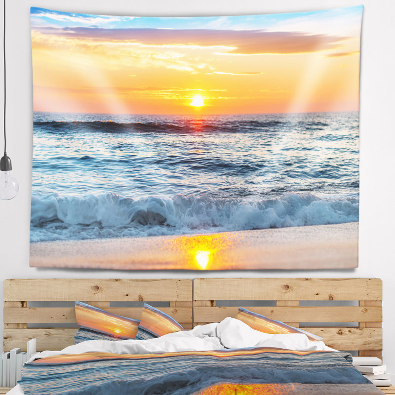 Tapisserie de magnifique soleil de plage sur le dessus d’horizon, H 32 po x l 39 po