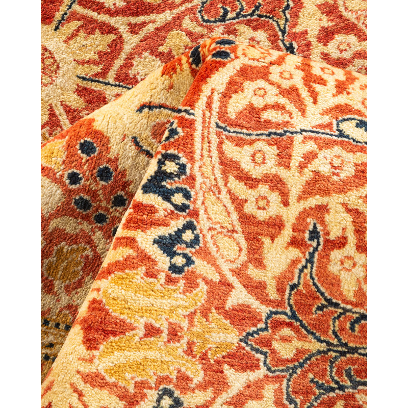 Classic One-of-a-Kind 4' 9" X 7' 1" Hand Knotted Area Rug