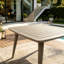 Table de salle à manger carrée en bois d'acacia-689895346