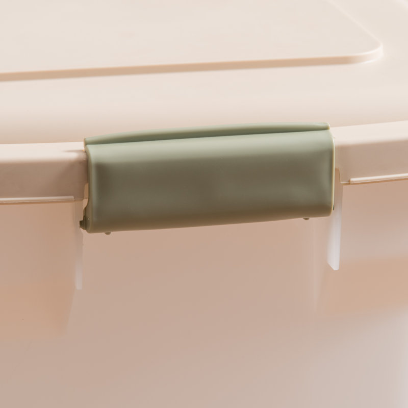 Translucent Airtight Plastic Pet Food Storage Container with Lid and Casters