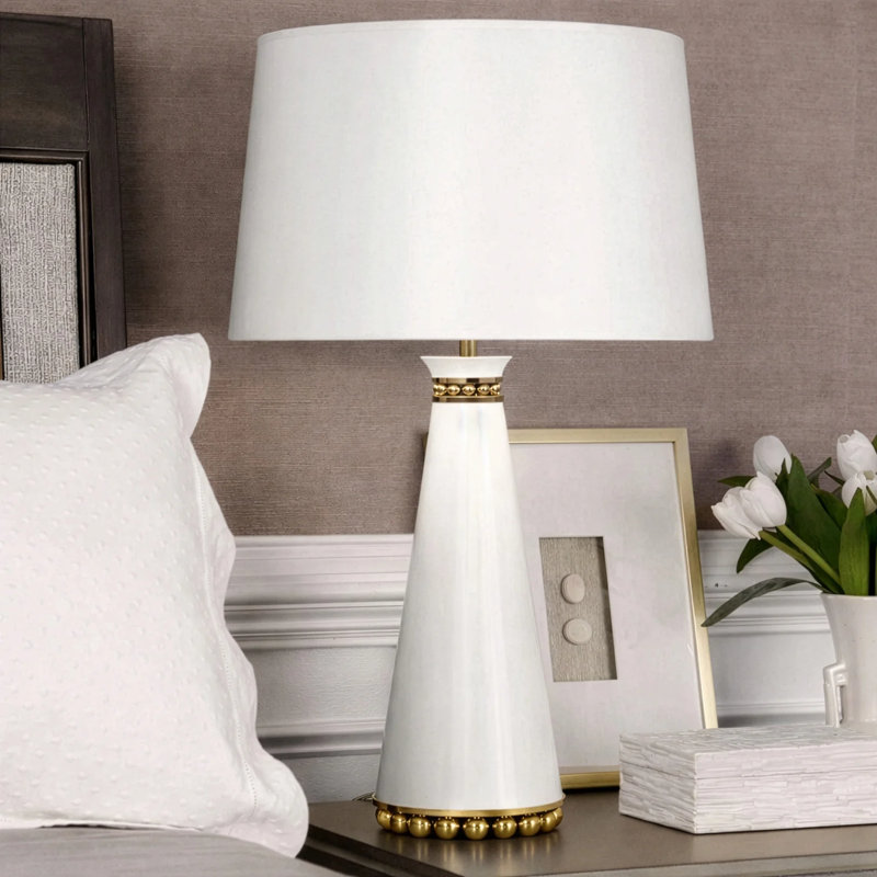 Pearl Metal Table Lamp, Lily Modern Brass/Lily