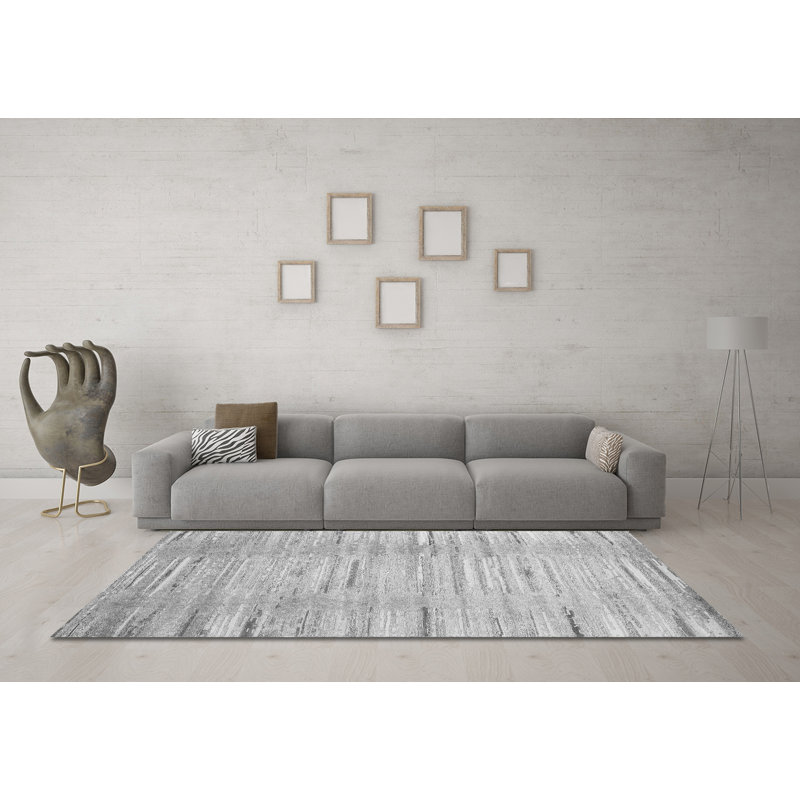 Xaela Performance Indoor Rug, Round 7'