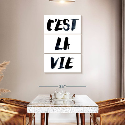 Tergel C'est La Vie Typography II