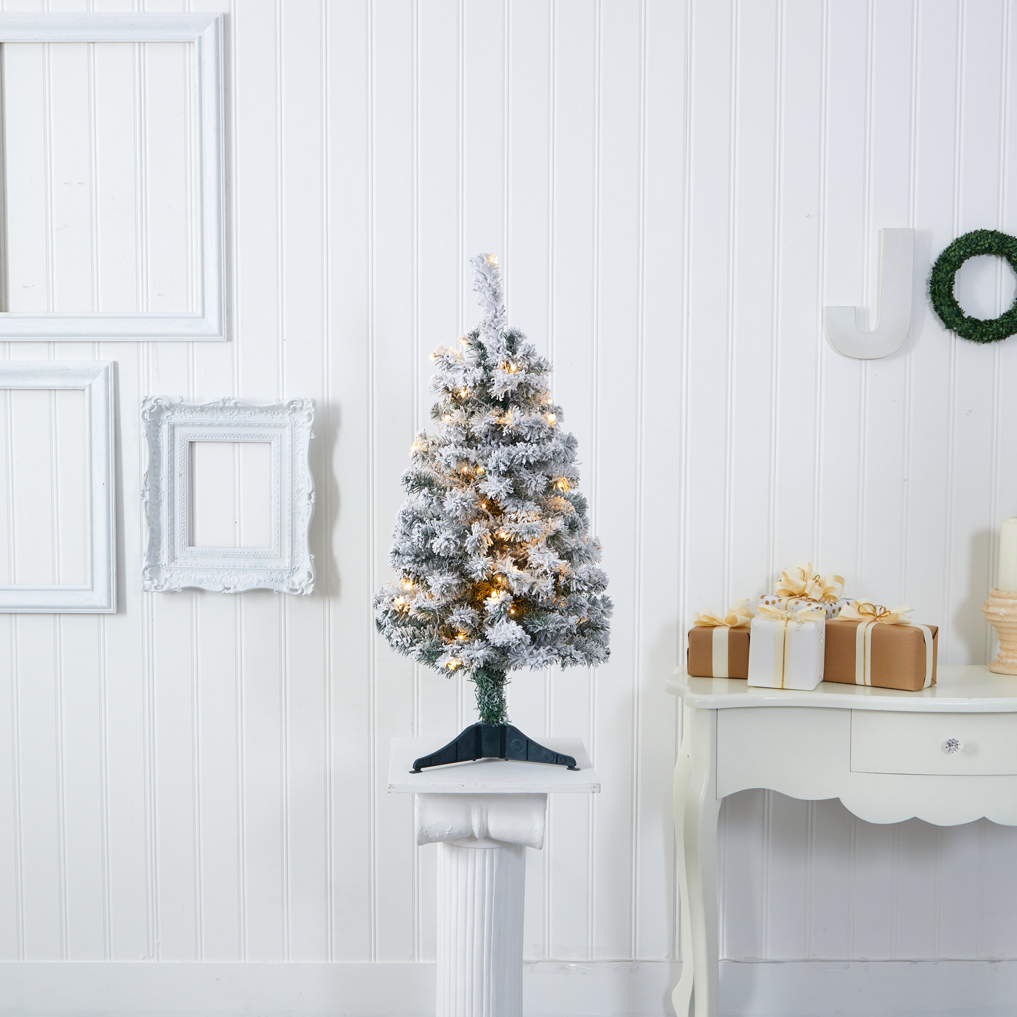Lighted Artificial Spruce Christmas Tree, 4' H