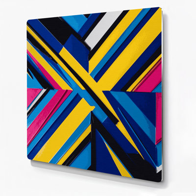 Hard Edge 75, art mural en métal mauve