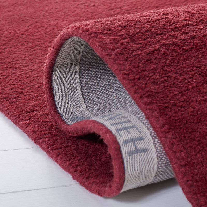 Tapis rouge Frann, Carré 6 pi