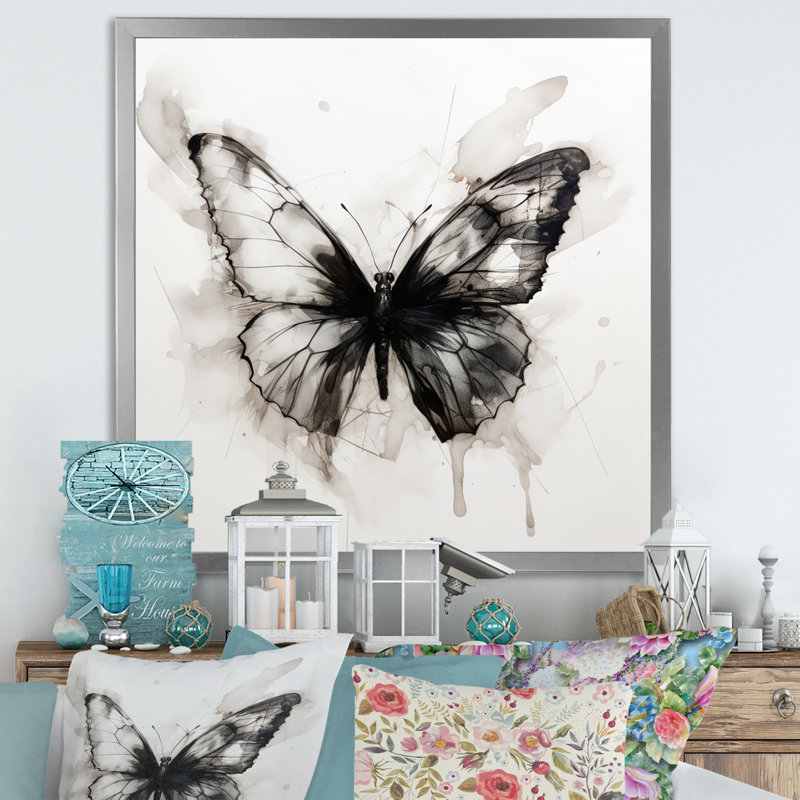 Papillon, aquarelle noir et blanc I, H 24 po x l 24 po x P 1 po, Cadre simple argenté