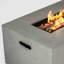 Table de feu d'extérieur en acier de 42 pouces - alimentée au propane, chauffage efficace, intensité de flamme réglable, haute, peu encombrante, facile à nettoyer et à entretenir, livrée avec un pare-brise en verre