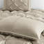 Édredon grand 7 pièces Taupe - Design élégant, 1 édredon, 2 taies décoratives, 3 coussins décoratifs, jupe de lit, literie décorative lavable à la machine-119384988-119384981