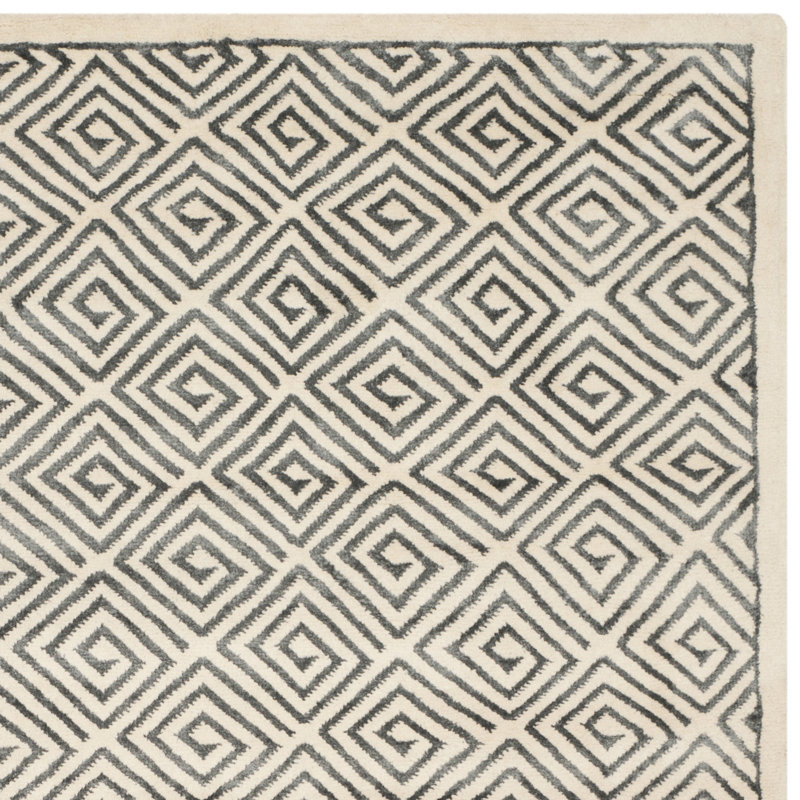 Geometric Hand Woven Area Rug, Rectangle 122 x 183 cm