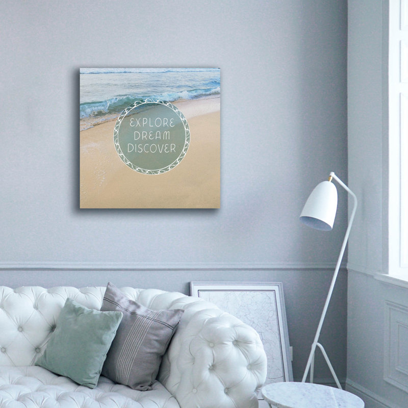 «Beachsay 1» par Erin Clark, art mural sur toile, H 37 po x l 37 po x P 1,5 po