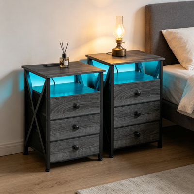 Table de chevet à DEL, ensemble de 2 avec station de charge, table de bout avec port USB, prise USB-C et CA, table de chevet avec tiroirs en tissu pour chambre à coucher, gris foncé