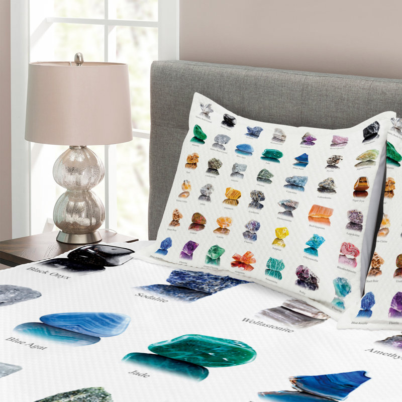 Multicolour Microfibre Bedspread, 220 x 264 cm