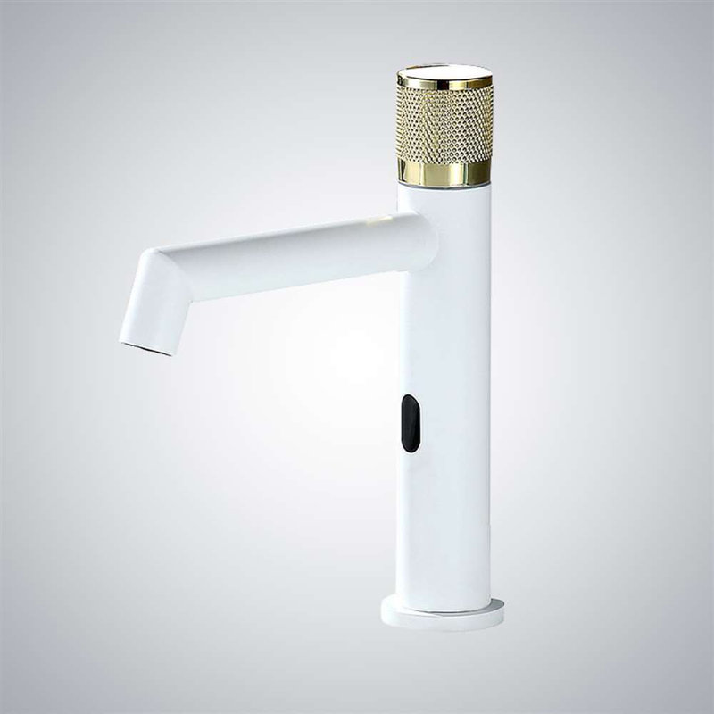 Robinet de lavabo blanc sans contact Smart Wave moderne, hygiénique et pratique