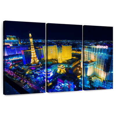 Sireci Las Vegas At Night