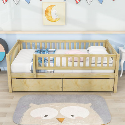 Fairbury Two Drawers Wooden Daybed