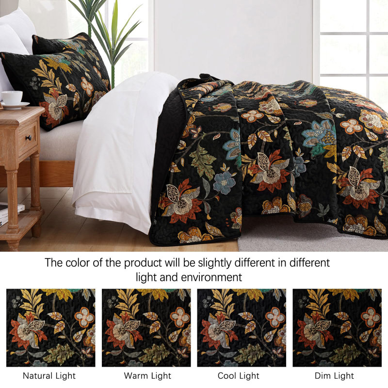 3-Piece Botanical Floral Quilt Set - Soft Lightweight Microfiber All Season Coverlet, Queen Quilt + 2 Queen Shams, Black