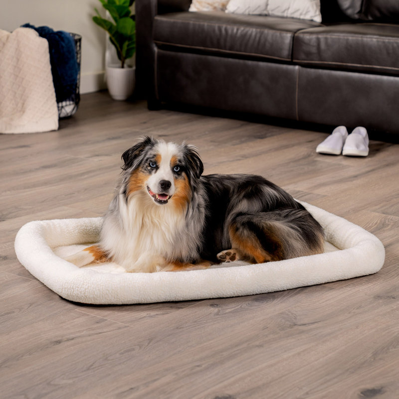 Faux Lambswool Crate Bolster Pet Bed, Extra Large (26" W x 42" D x 3" H), Cream