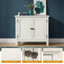 Large armoire-buffet 2 portes bohémienne blanc-grisâtre avec tablette réglable, parfaite pour un décor moderne et rustique