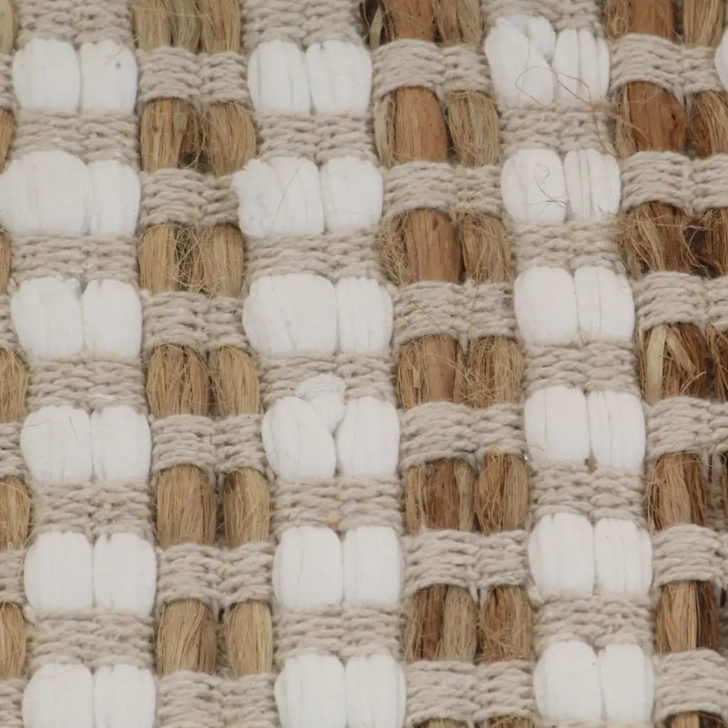 Non-Slip, Nature/White