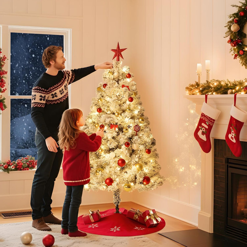 Lighted Artificial Christmas Tree, 4.5' H