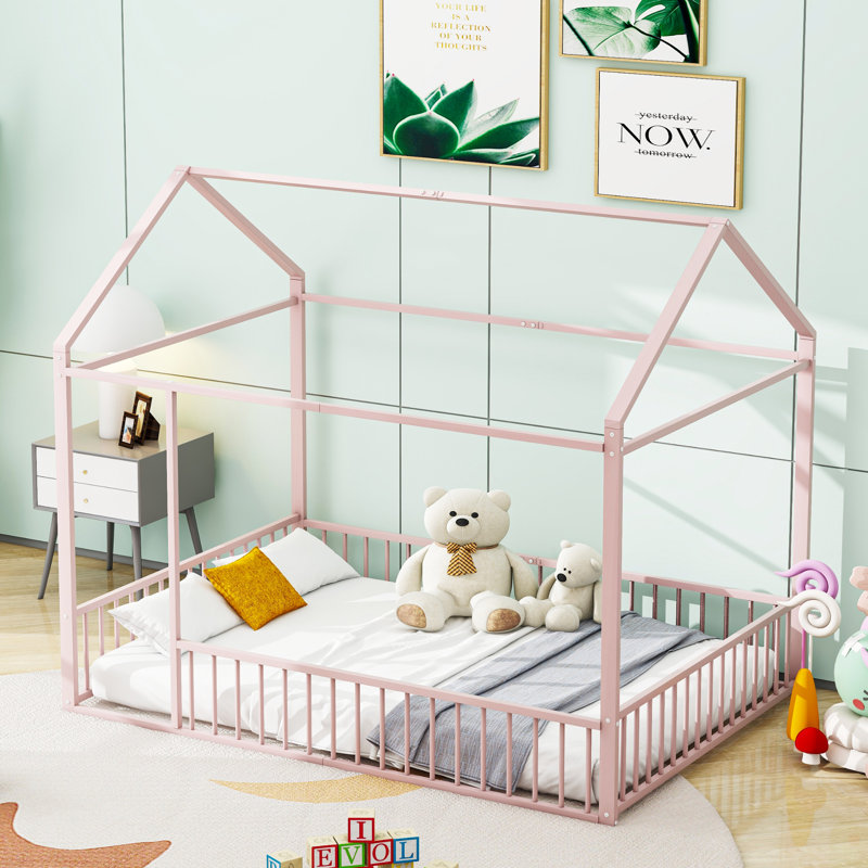 Children's bed, Antique pink and pink