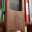 Bibliothèque rotative rétro avec rangement-255196077