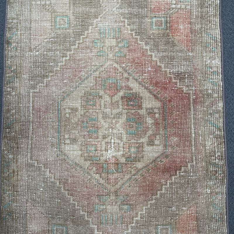 Tapis beige en laine 19,3 x 33,1 po, motif géométrique moderne traditionnel rétro