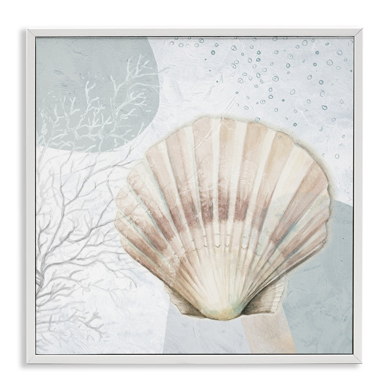«Seashell Circle», estampe numérique par Patricia Pinto, Estampe numérique encadrée blanc bord de mer, H 17 po x l 17 po