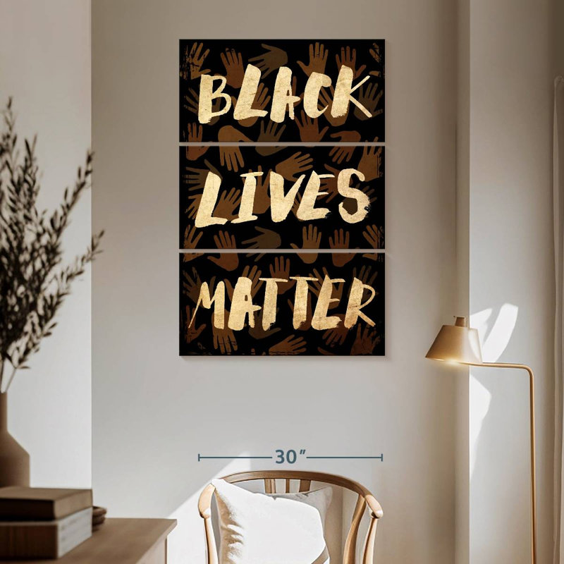 Motif de mains BLM, H 65 po x l 42 po