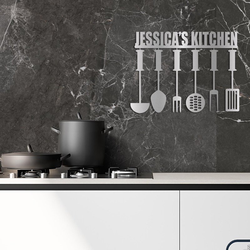 Enseigne de cuisine en métal avec nom, décoration murale de cuisine de ferme, cadeau de pendaison de crémaillère unique, cadeau pour maman ou femme