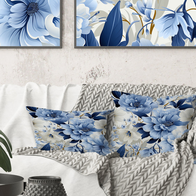 Motif floral victorien bleu et blanc - Coussin décoratif imprimé floral
