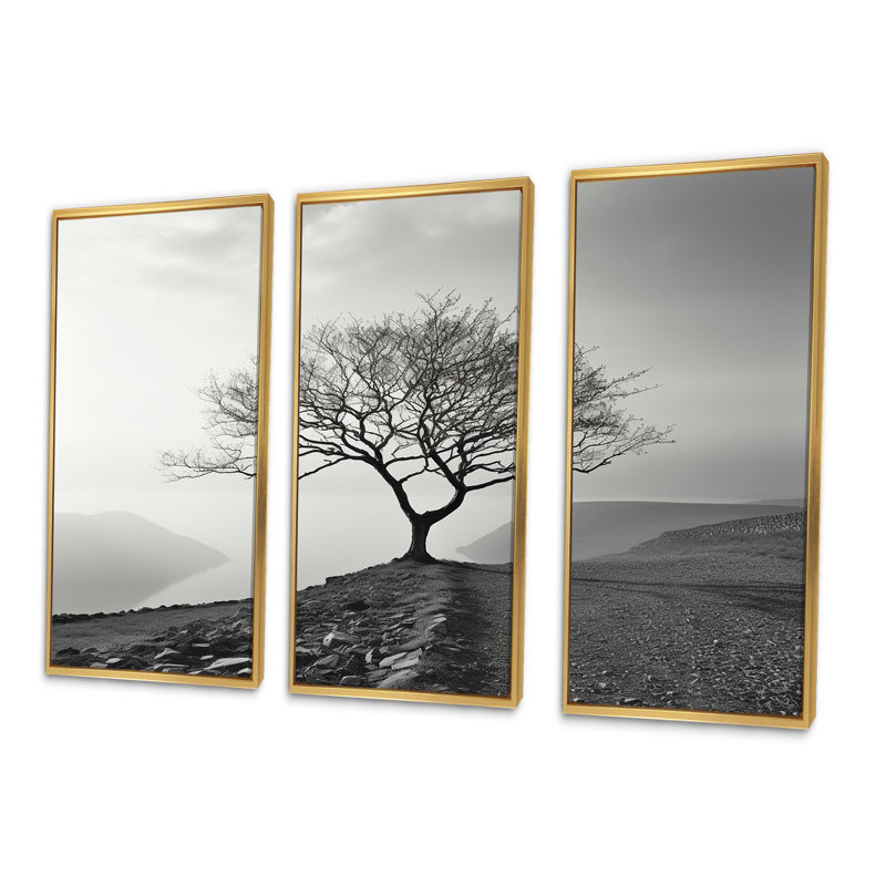 A Beautiful Tree In Lakeside Scenery - Landscape Art, ensemble d'art mural, Cadre flottant doré, H 40 po x l 60 po x P 1 po