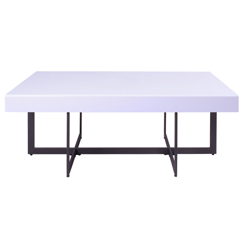 Table basse 4 pieds avec rangement Celetha