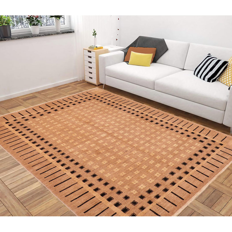 Tapis géométrique beige / noir en laine noué à la main à motif géométrique 5 pi 10 po x 8 pi 9 po Baccio