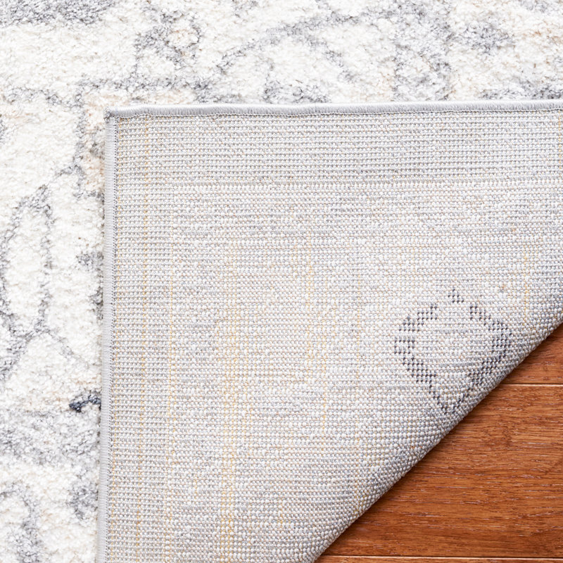 Lowrey Gray/Ivory Rug, Rectangle 5'5" x 7'6"