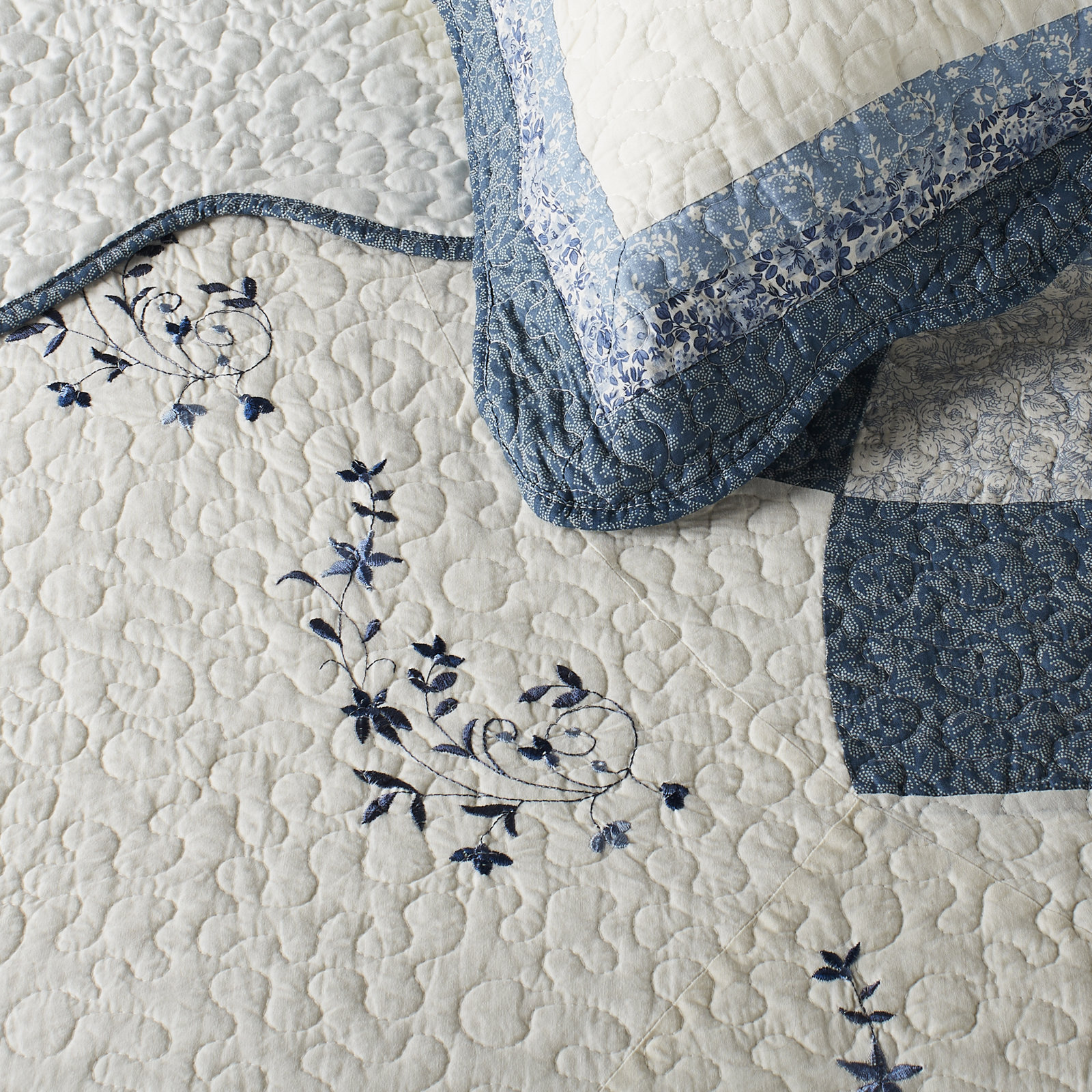 Simona Cotton Coverlet Set, King Coverlet