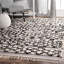 Tapis argenté en laine touffeté à la main à motif géométrique Eddington-24619926