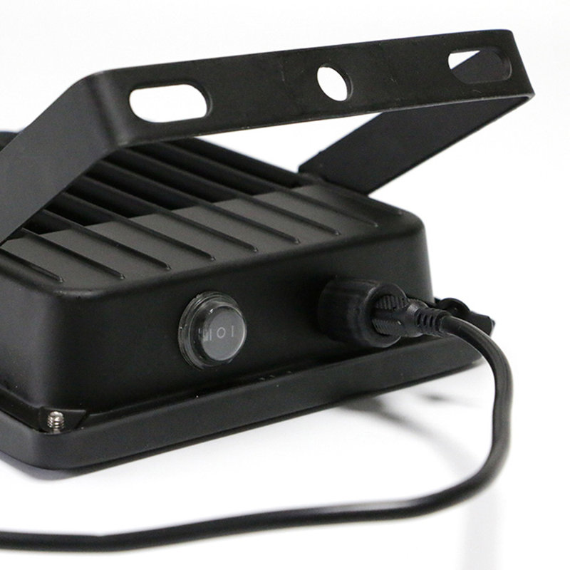 Emergency 10W 1500LM Dual CCT Solar LED Flood Light | Dark Sky City Compliant | Motion Sensor | Off-Grid Lighting