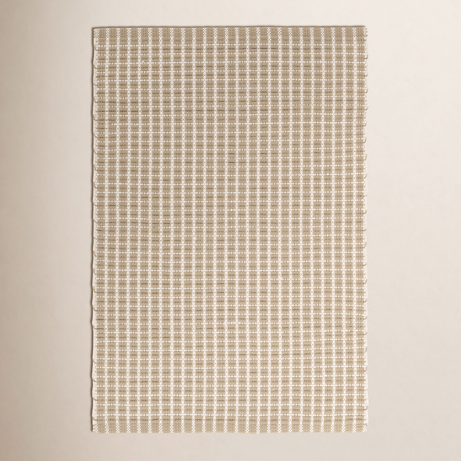Gridiron Wheat Handwoven Indoor/Outdoor Rug, Rectangle 2' x 3'