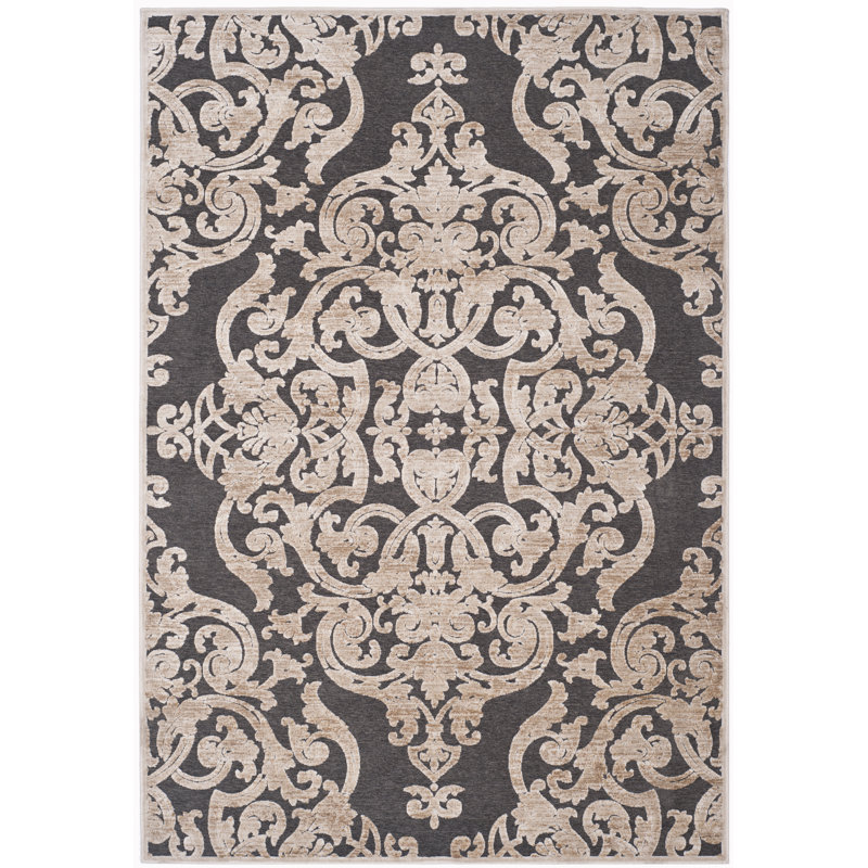 Paradise Performance Oriental Rug, Rectangle 2'7" x 4'