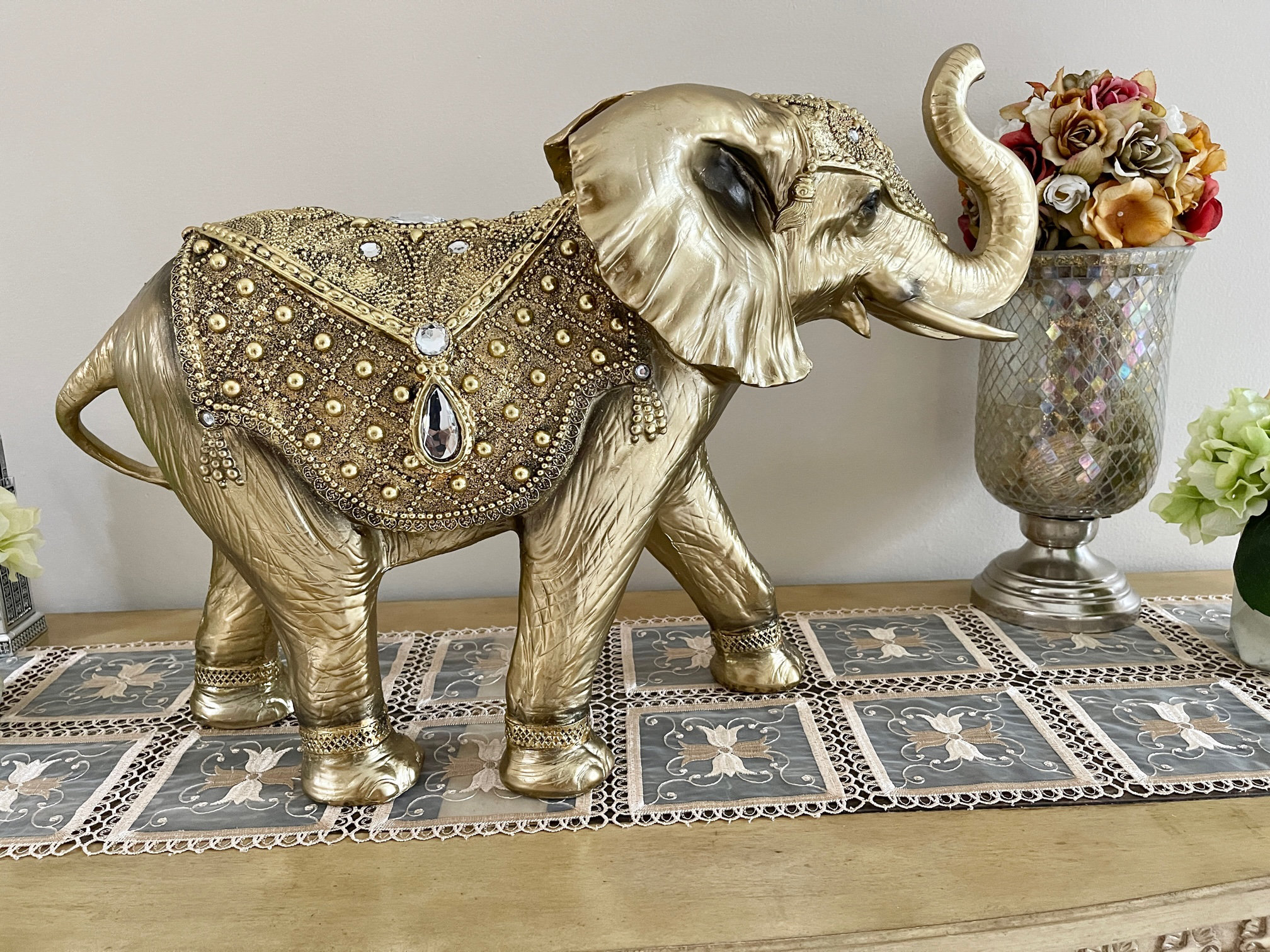 A Golden Elephant Shopping Bag – Lotus Arts de Vivre
